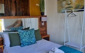 Yello Hotel